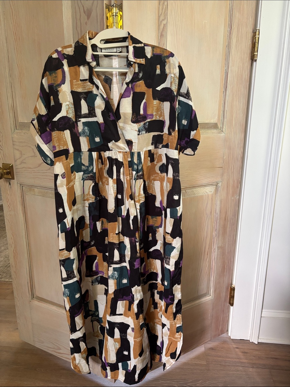 Abstract Brushstroke Maxi Dress in Cream, Black & Tan